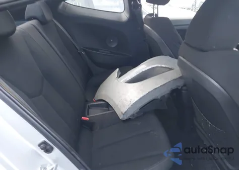 2015 Hyundai Veloster из США, поврежденный, VIN KMHTC6AD2FU245162